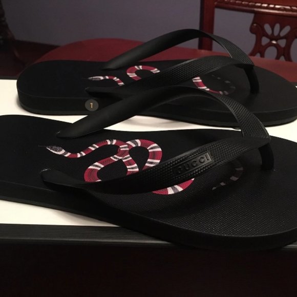 LAST DROP Men's Gucc Black Snake-print Flip Flops - Picture 6 of 6